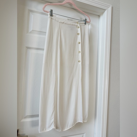 Something Navy High Waist Midi Skirt Button Front Side Slit in White Size S - Picture 3 of 9